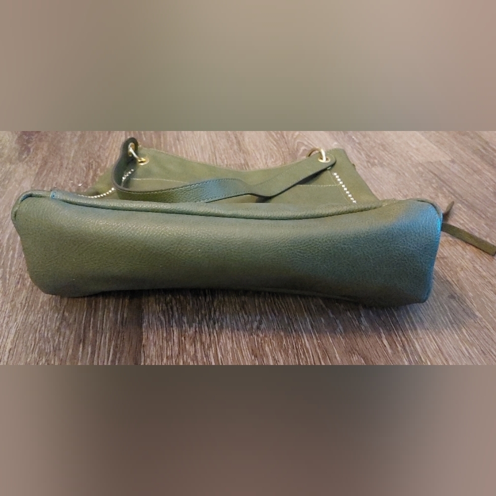 Max Studio Army Green Tote Satchel Gold Hardware and Studs Lots of Deep Pockets - Picture 5 of 12